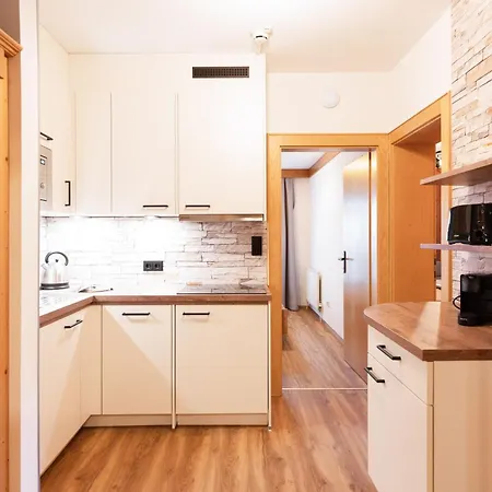 Kaeserstube Πανσιόν